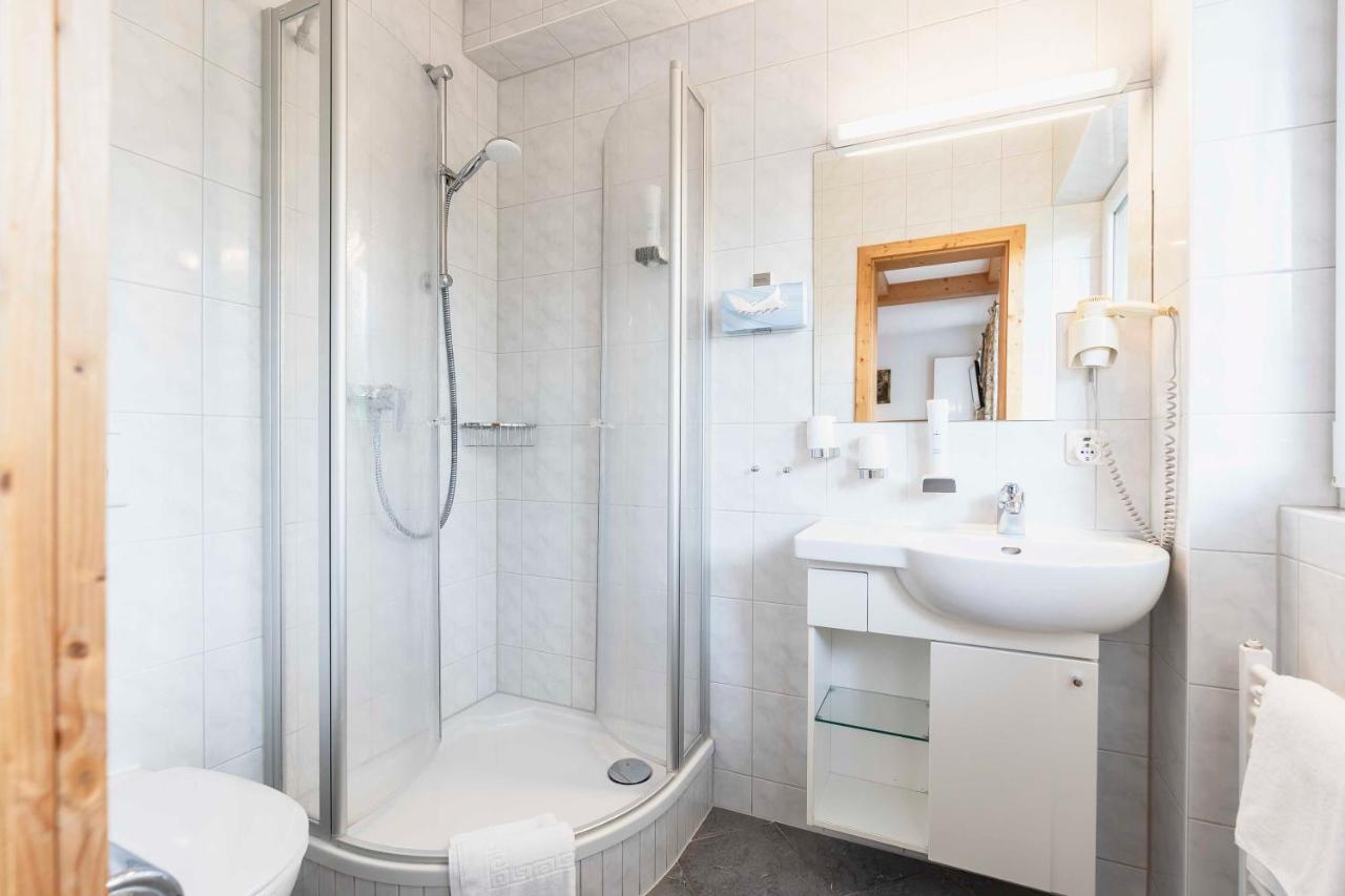 באד ווייסי Hotel Bellevue מראה חיצוני תמונה