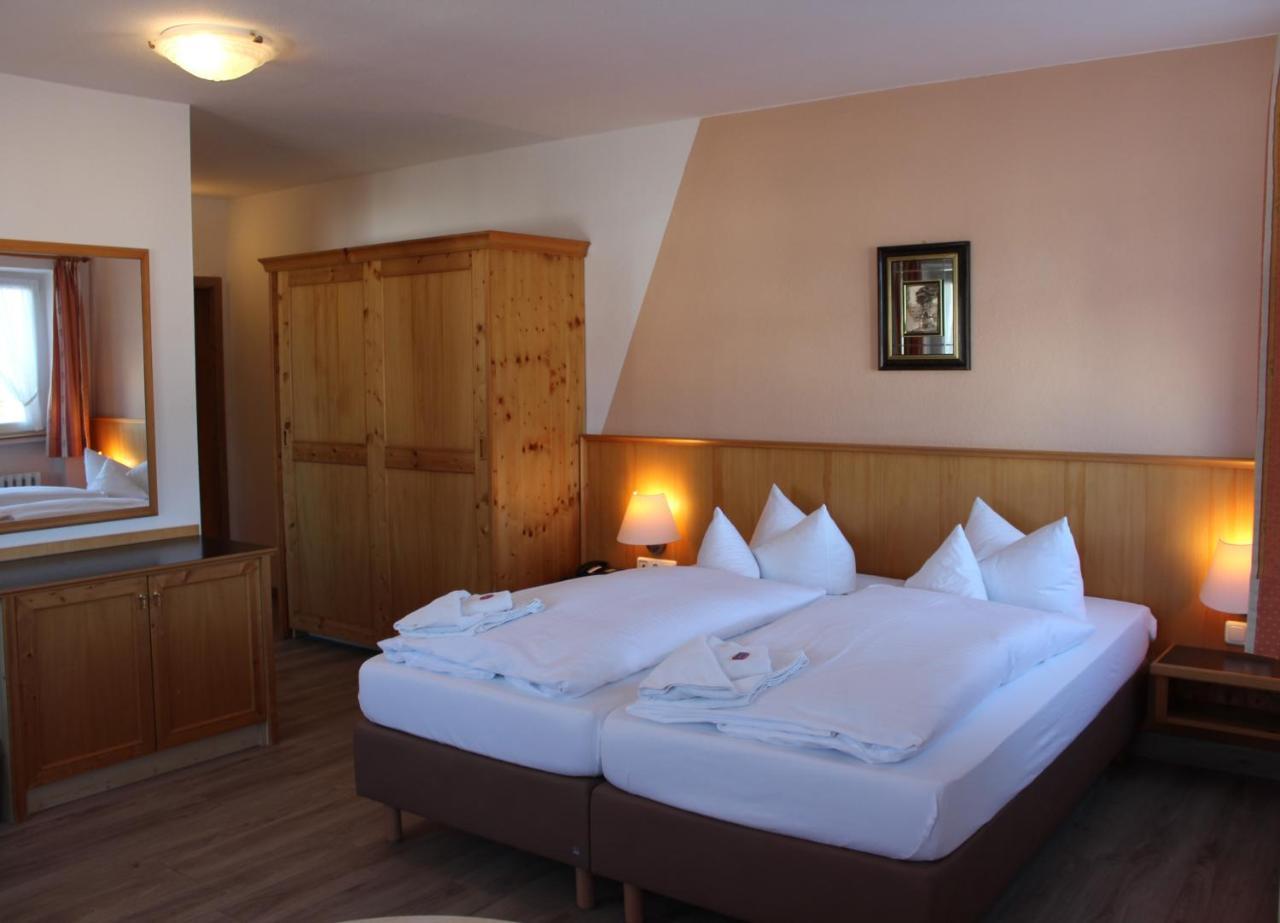 באד ווייסי Hotel Bellevue מראה חיצוני תמונה