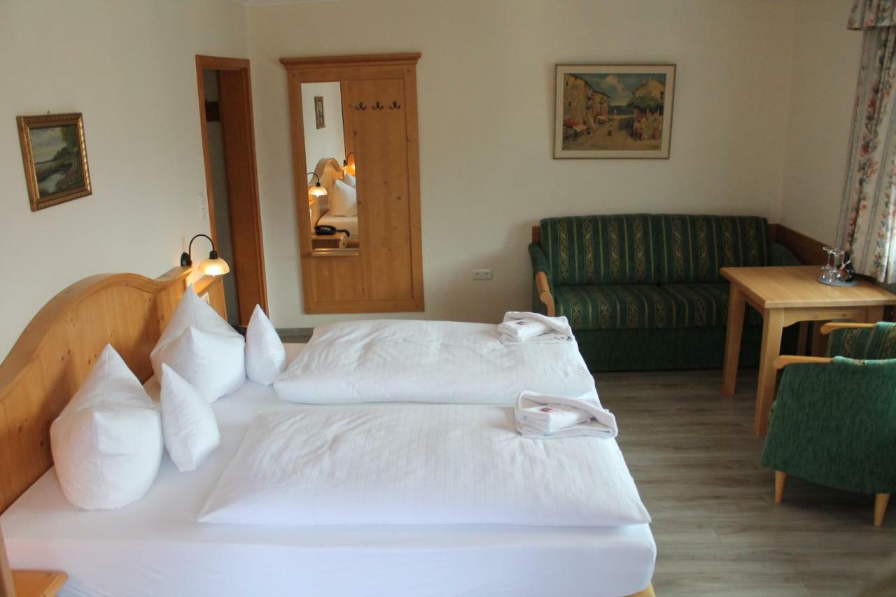 באד ווייסי Hotel Bellevue מראה חיצוני תמונה
